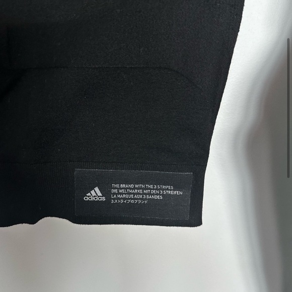 Adidas Aeroknit Long Sleeve Black Crop Top - Picture 2 of 3